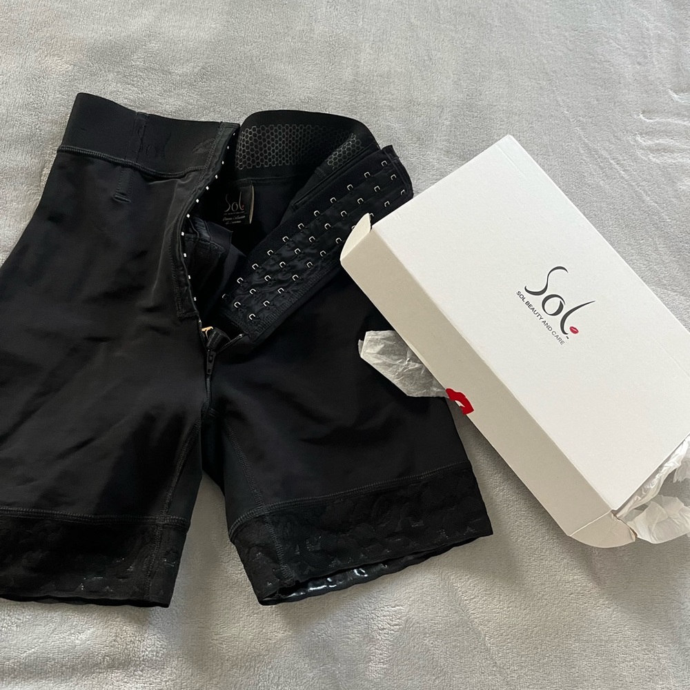 SOL INVISIBLE SHORT